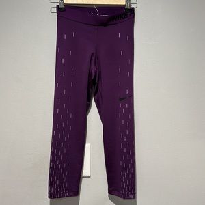 Nike Pro Cool Dri Fit Rain Reflective Capri Leggings Purple Size XS